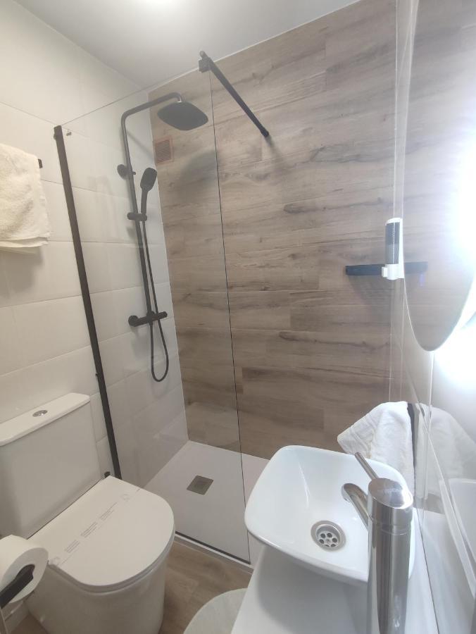 Hostal Lucy Сантандер Екстериор снимка