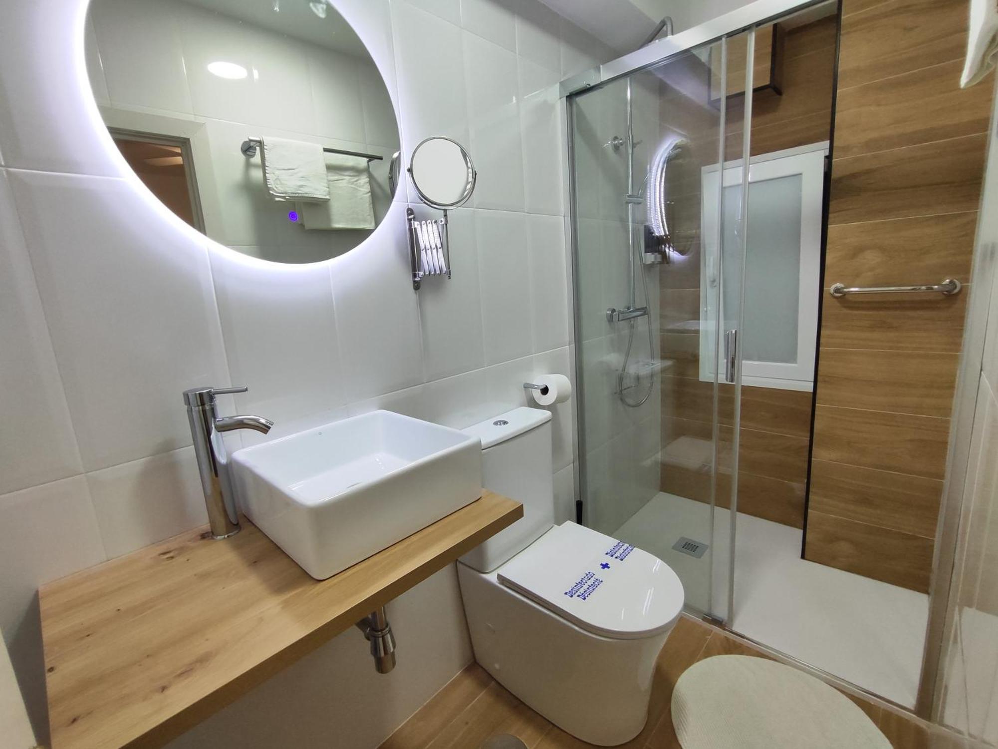 Hostal Lucy Сантандер Екстериор снимка