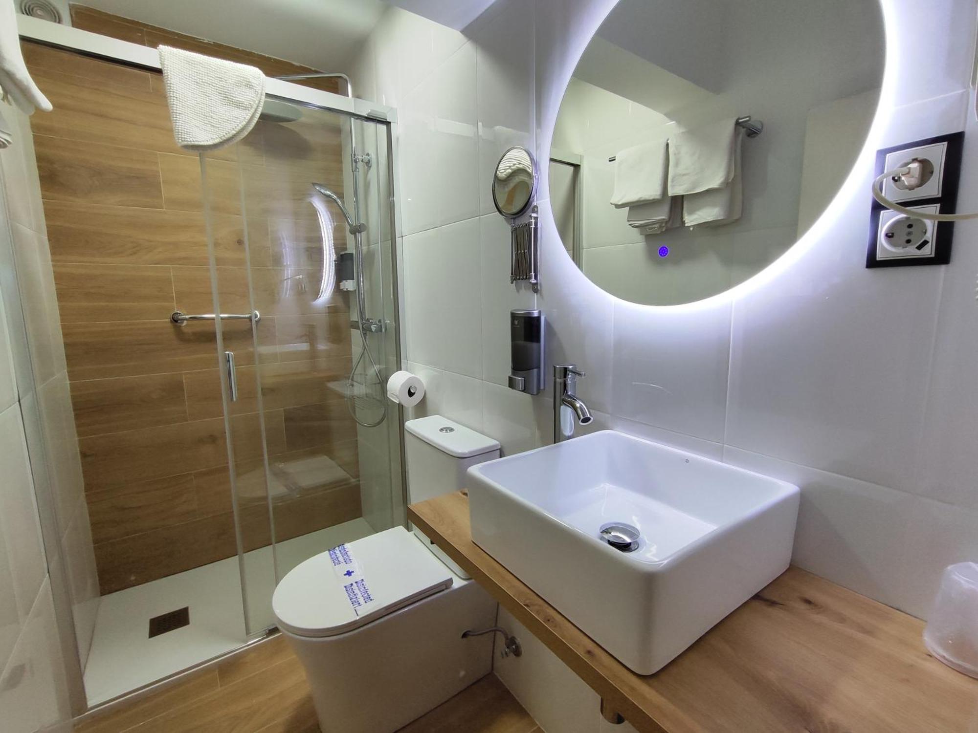 Hostal Lucy Сантандер Екстериор снимка