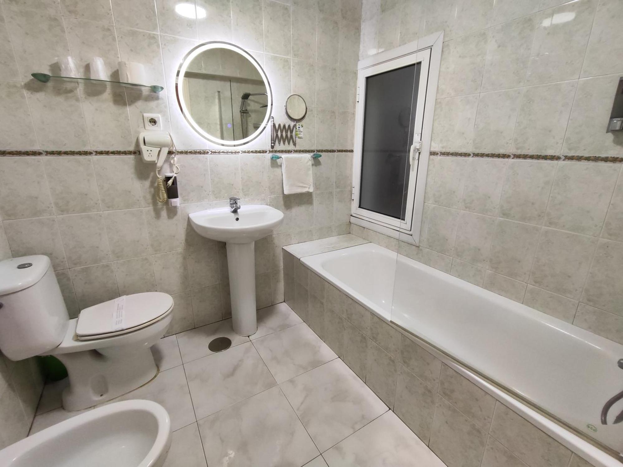 Hostal Lucy Сантандер Екстериор снимка